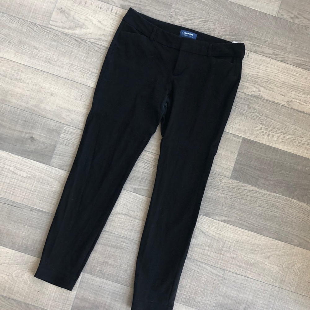 ⭐️2 for $20⭐️ Old Navy Pixie Pant - Petite